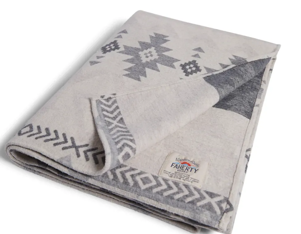 Faherty Adirondack Blanket
