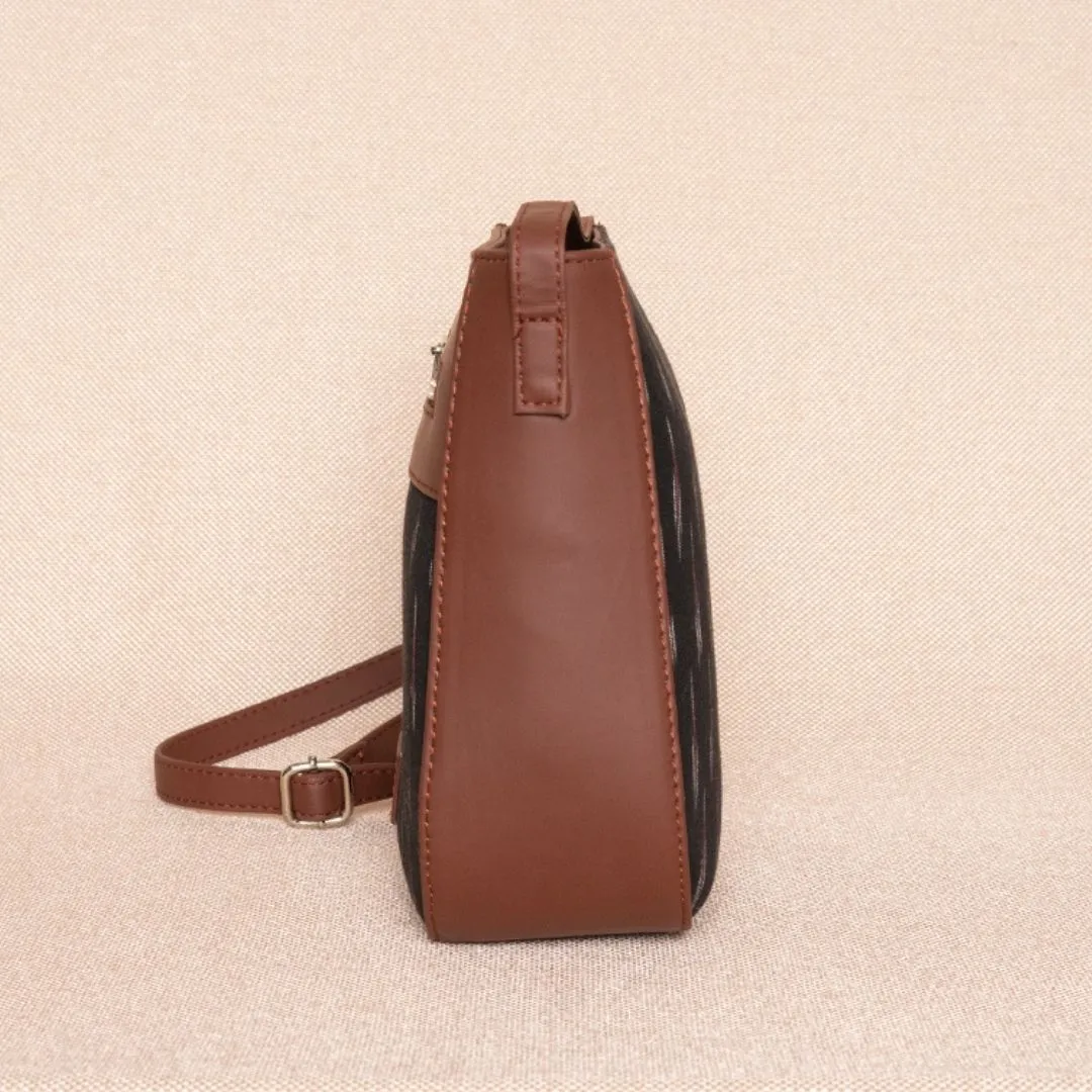 Lattice Lace U-Shaped Sling Bag