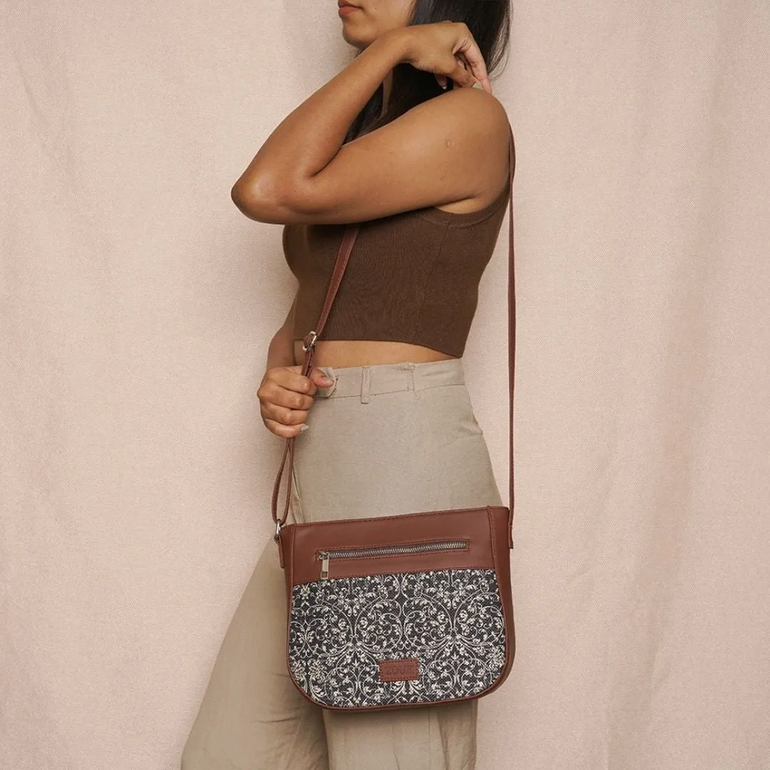 Lattice Lace U-Shaped Sling Bag