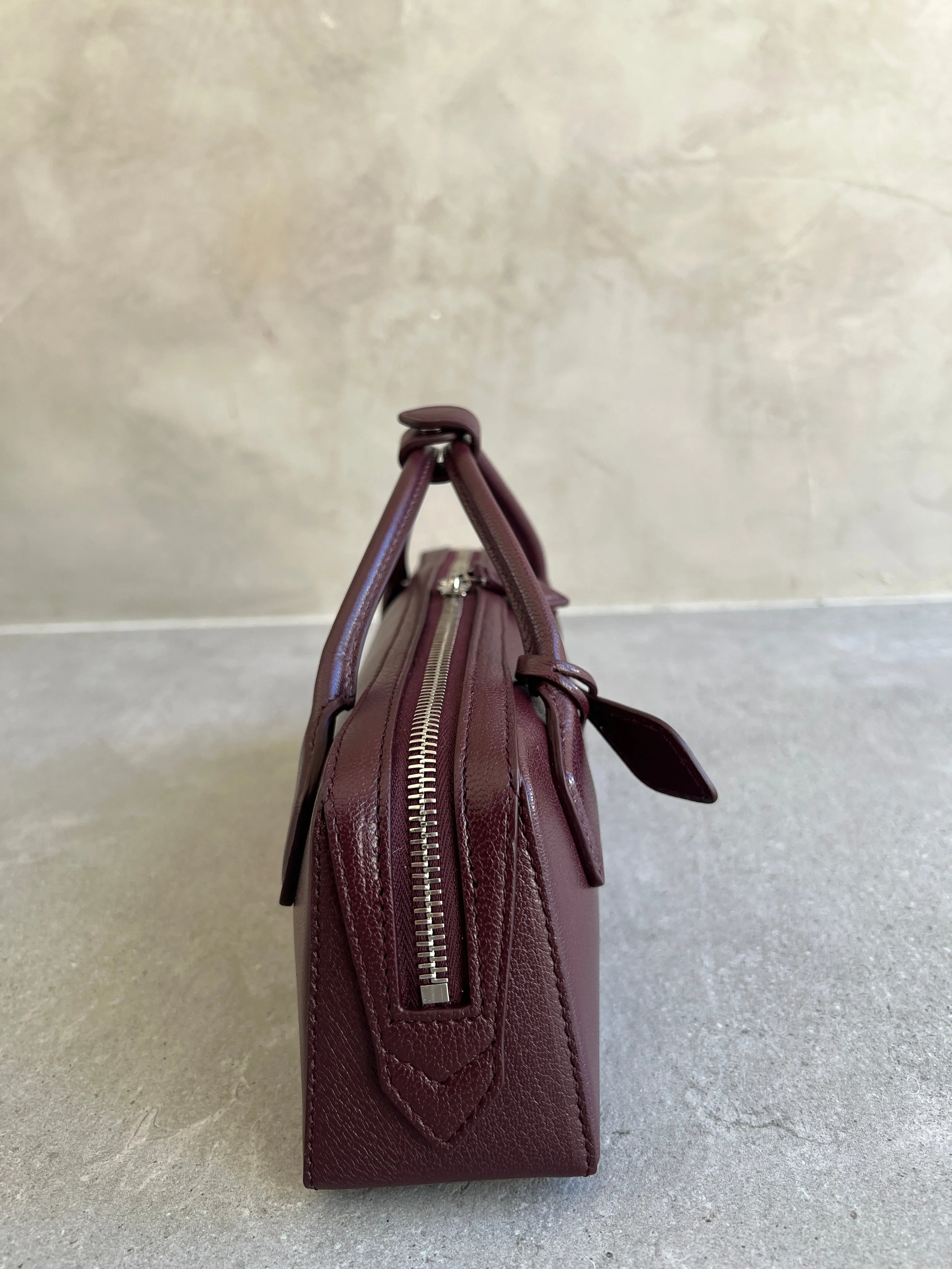 Le Teckel Clutch Goat, Grenat