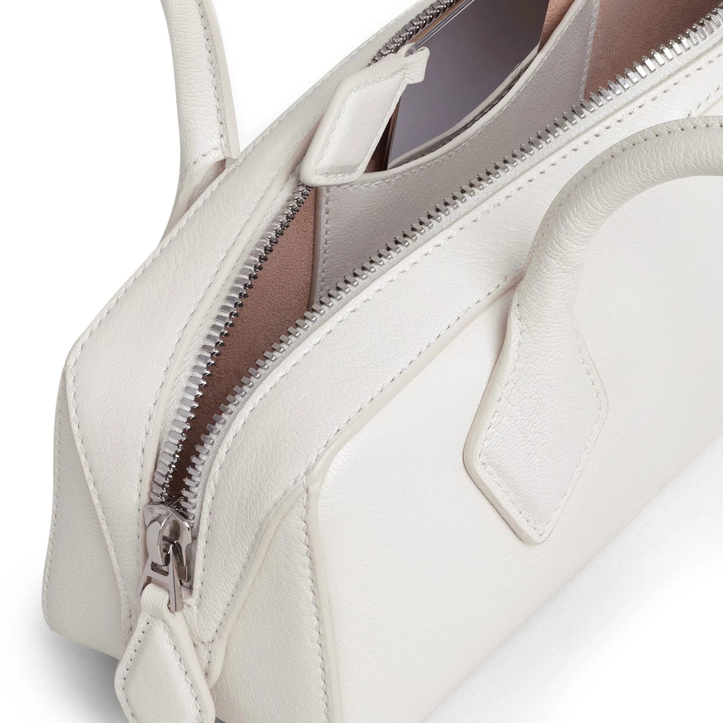 Le Teckel Small Goat, Ivory