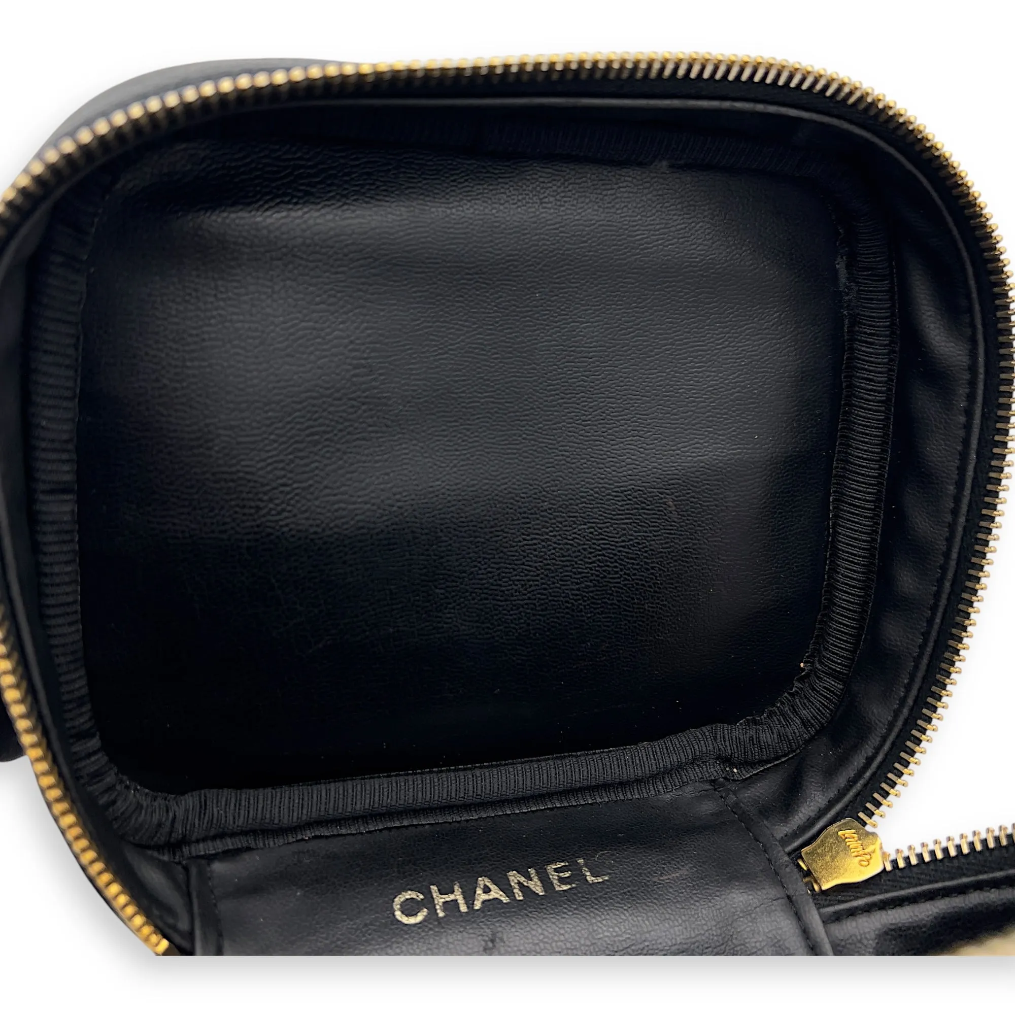 Vintage Bucket Bag Small Black in Caviar Leather, Gold hardware